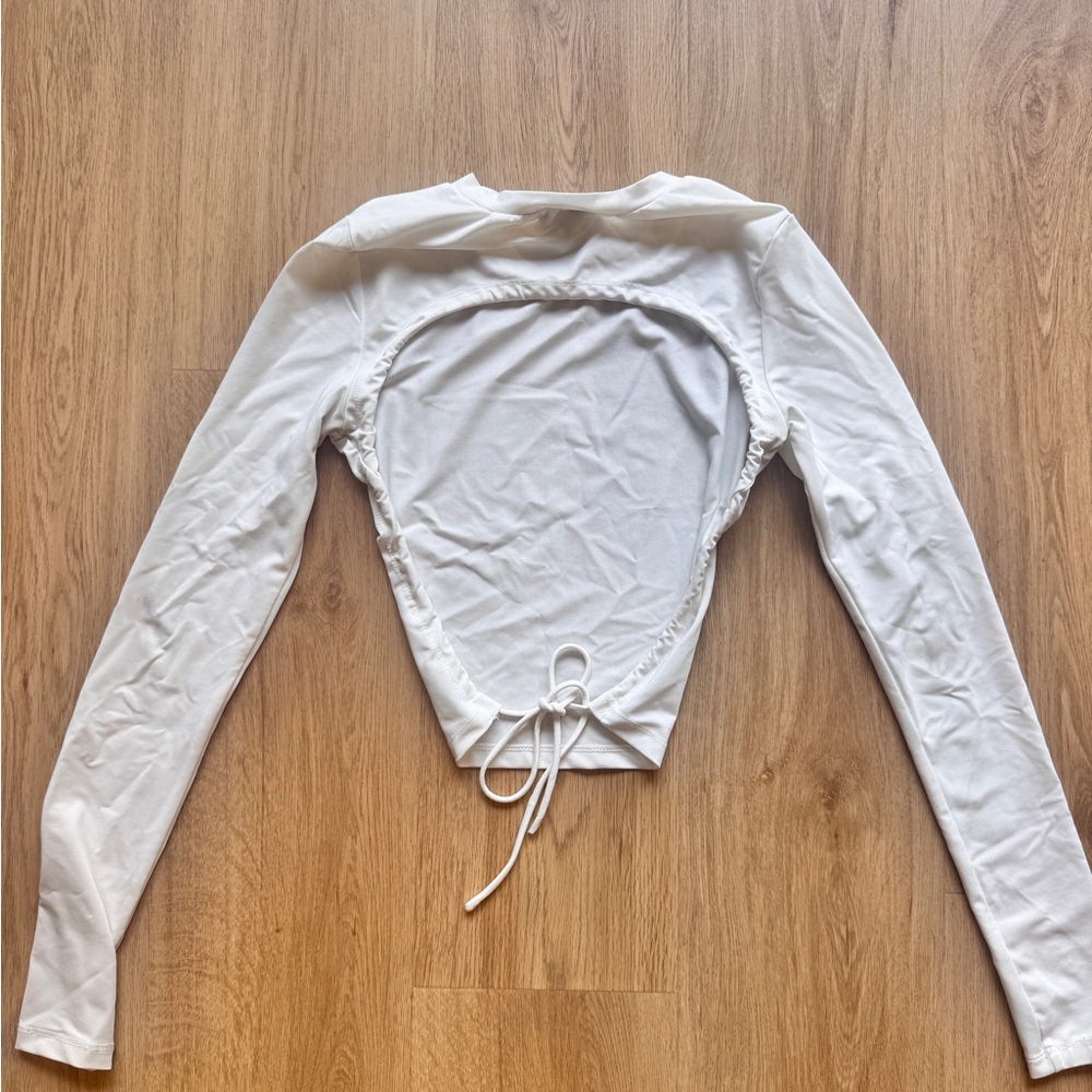 Princess Polly Backless Top - Picture 4 of 4